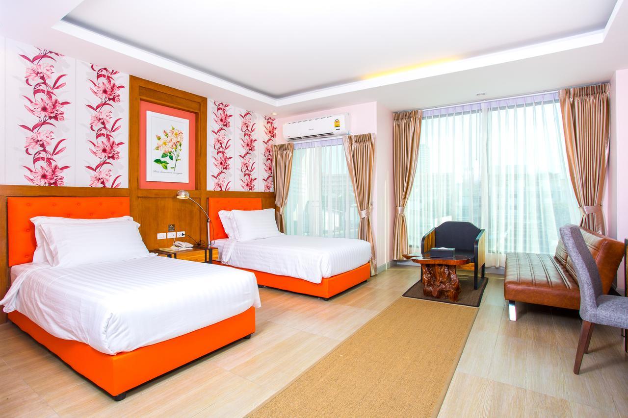 Triple B Boutique Residence Si Racha Exterior foto