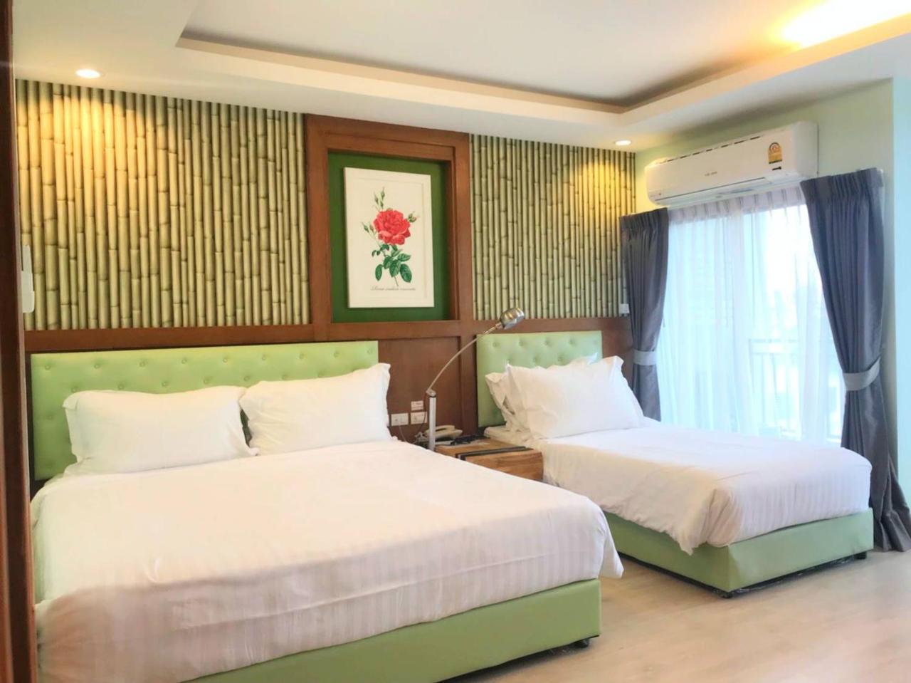 Triple B Boutique Residence Si Racha Exterior foto